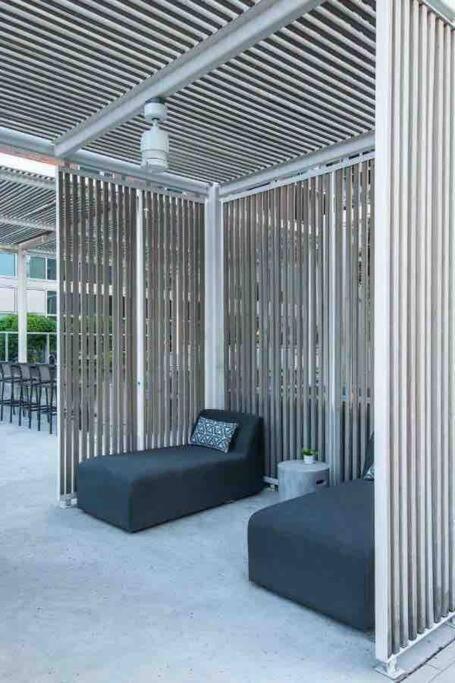 Opulence Is A Way Of Life Apartment Dallas Exterior foto