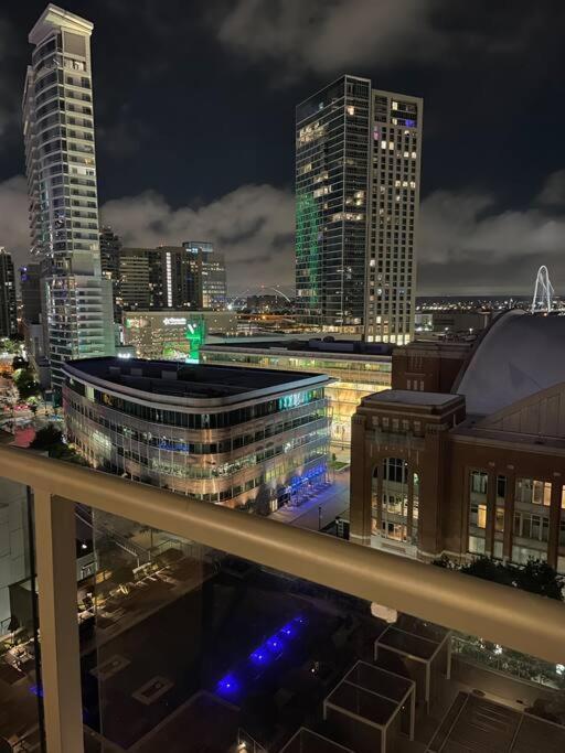 Opulence Is A Way Of Life Apartment Dallas Exterior foto