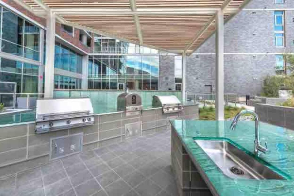 Opulence Is A Way Of Life Apartment Dallas Exterior foto